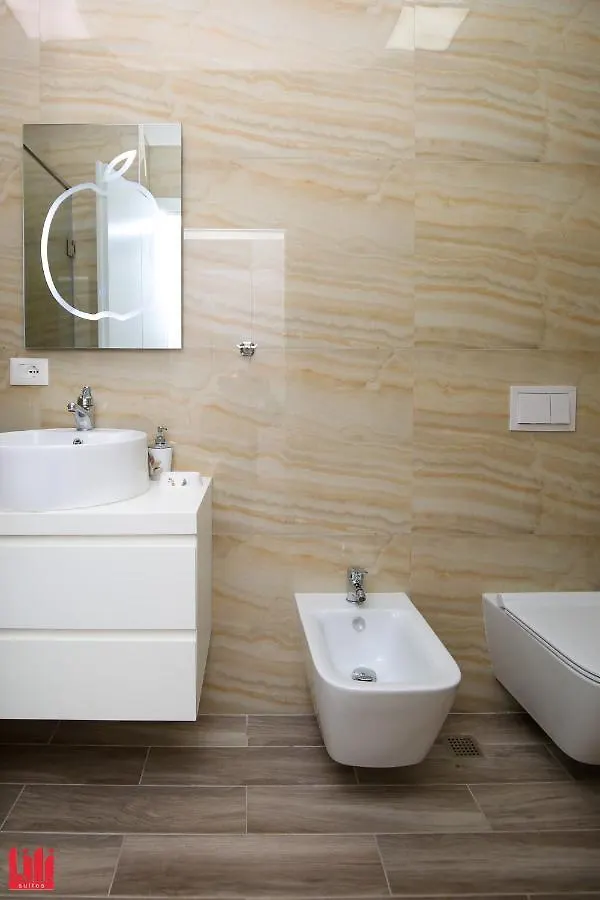 Lili Suites Vlorë 0*,  Albania